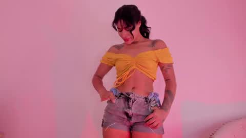 Snapshot of riby_ chatting on May 2026 08:03:02 PM riby online show from May 2026 08:03:02 PM