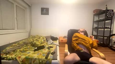 ricciardio online show from October 2025 12:42:01 AM