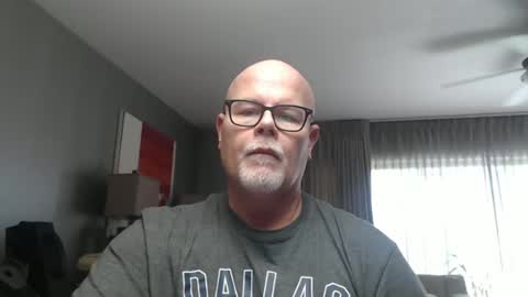 Snapshot of rich32937 chatting on January 2025 02:51:01 PM rich32937 online show from January 2025 02:51:01 PM