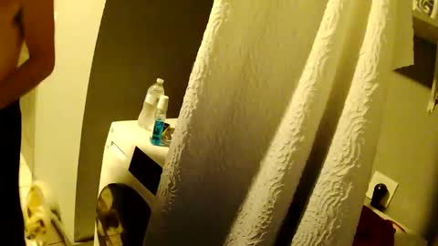Snapshot of richierich813 chatting on October 2025 05:50:01 AM richierich813 online show from October 2025 05:50:01 AM