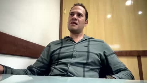 Rick Arian online show from November 2025 03:16:02 PM