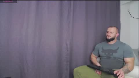 rickymiami1 online show from December 2025 06:35:02 PM