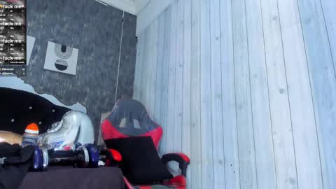 RicoBrowm online show from February 2025 05:33:02 AM