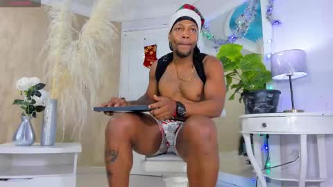 RicoBrowm online show from December 2025 04:39:02 AM