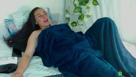 Candy online show from April 2026 02:45:02 AM