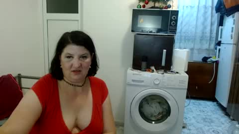 Snapshot of ridemerafsuzana chatting on December 2024 10:16:02 PM Ridemeraf online show from December 2024 10:16:02 PM