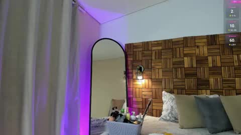 Sara online show from October 2025 10:16:01 AM