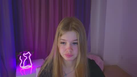 Rina online show from October 2025 08:30:02 PM