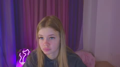 Rina online show from October 2025 09:15:01 PM