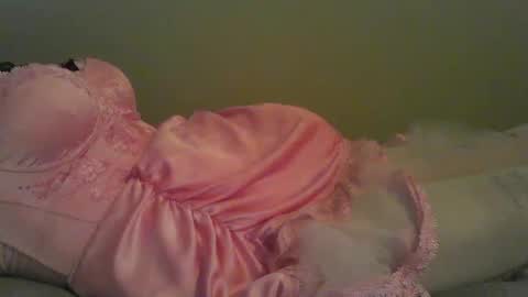 Snapshot of riley_belle98 chatting on February 2025 01:33:02 PM riley_belle98 online show from February 2025 01:33:02 PM