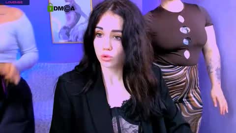 Meow online show from November 2025 08:30:01 PM