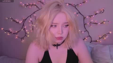 Snapshot of riley_vice chatting on May 2026 08:51:02 AM Sofia online show from May 2026 08:51:02 AM