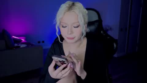 rileymee online show from December 2025 03:14:02 AM