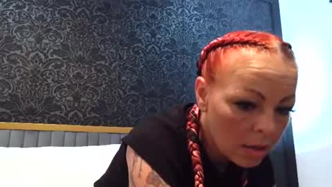 rileyraerhoads online show from October 2025 01:17:01 AM