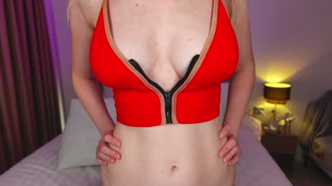 Snapshot of rinacandy chatting on January 2025 05:52:02 AM SweetRina online show from January 2025 05:52:02 AM