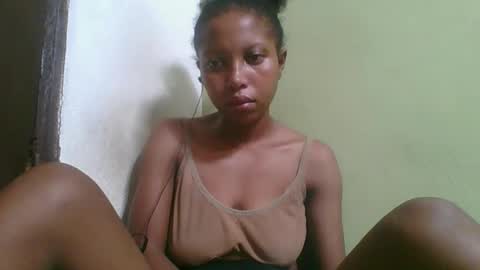 Snapshot of rinah654271 chatting on March 2026 07:10:01 AM rinah654271 online show from March 2026 07:10:01 AM