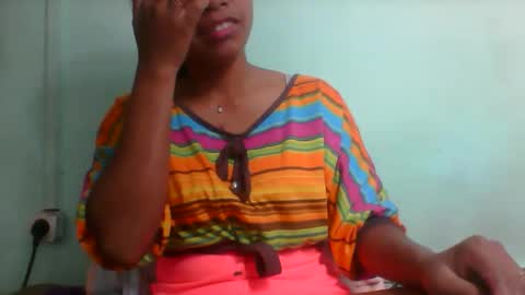 Snapshot of rinah856024 chatting on November 2025 06:19:02 AM rinah856024 online show from November 2025 06:19:02 AM