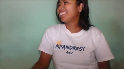 Snapshot of rinah856024 chatting on May 2026 04:19:02 AM rinah856024 online show from May 2026 04:19:02 AM