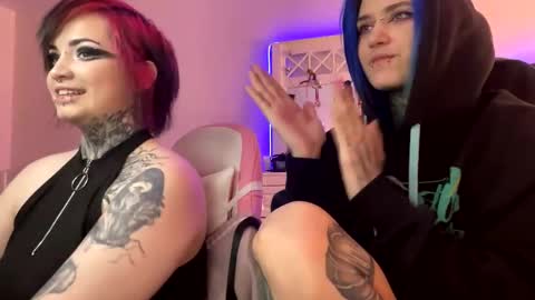   DianaBrite            fansl y online show from December 2024 01:11:02 PM