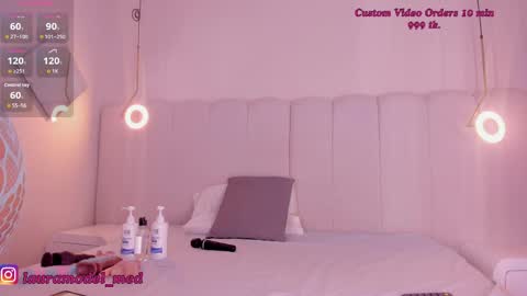 Snapshot of riri_candy chatting on April 2026 04:10:02 AM Riri Candy online show from April 2026 04:10:02 AM