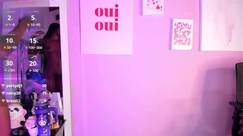 Snapshot of ririblonde chatting on December 2024 05:43:01 PM Ririblonde online show from December 2024 05:43:01 PM