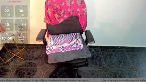 Snapshot of ririblonde chatting on January 2025 11:58:02 AM Ririblonde online show from January 2025 11:58:02 AM