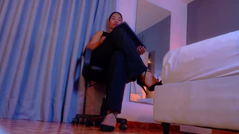 RIRI  online show from March 2026 08:14:01 PM