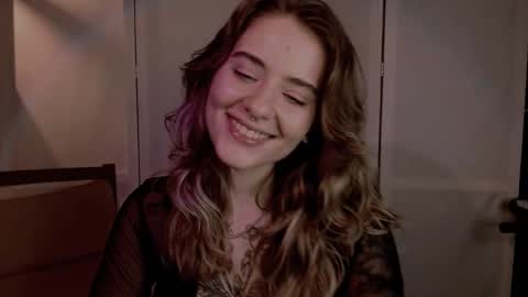 Snapshot of risha_laass chatting on December 2024 08:36:02 PM risha_laass online show from December 2024 08:36:02 PM