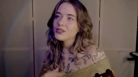 Snapshot of risha_laass chatting on January 2025 06:57:01 PM risha_laass online show from January 2025 06:57:01 PM