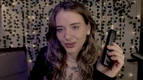 Snapshot of risha_laass chatting on January 2025 09:36:01 PM risha_laass online show from January 2025 09:36:01 PM