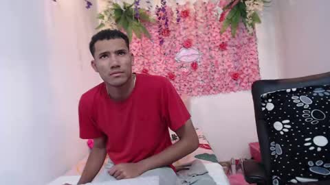 Snapshot of risitos_de_oro_ chatting on September 2025 09:34:01 AM Risitos De Oro online show from September 2025 09:34:01 AM