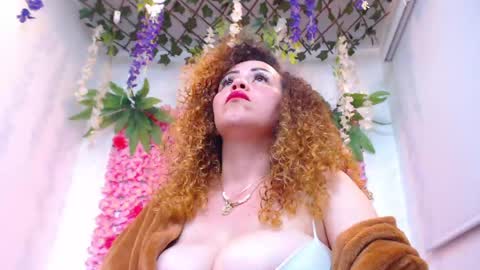 Risitos De Oro online show from May 2026 12:18:01 AM