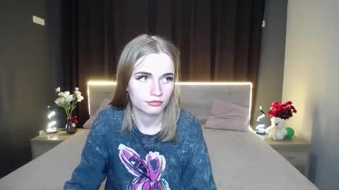 ritakiskis online show from September 2025 07:35:02 PM