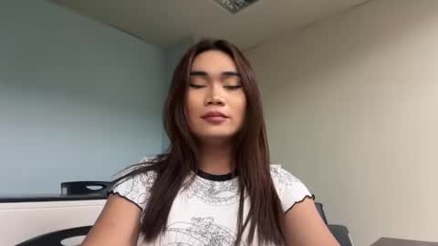 RITZY online show from October 2025 10:17:02 AM