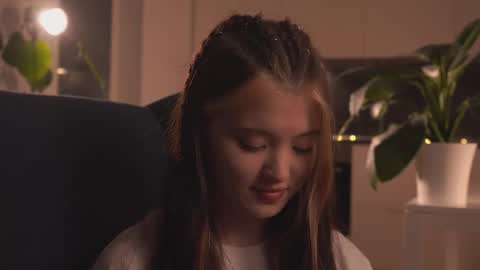 Snapshot of rivagosnell chatting on February 2026 04:14:02 PM Akemi online show from February 2026 04:14:02 PM