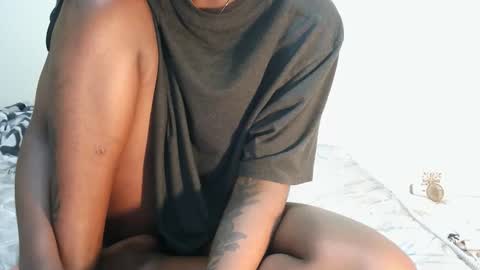 rlessing2 online show from November 2025 06:40:02 PM