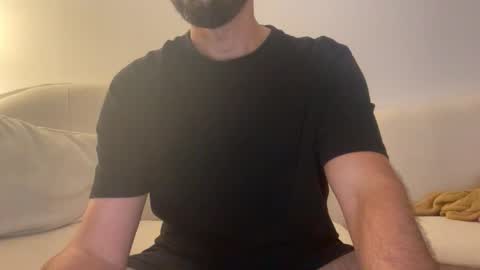 rlggggn42 online show from November 2025 05:56:02 PM