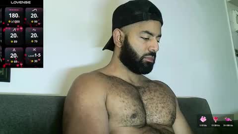 SebasRoa online show from January 2026 03:05:02 PM