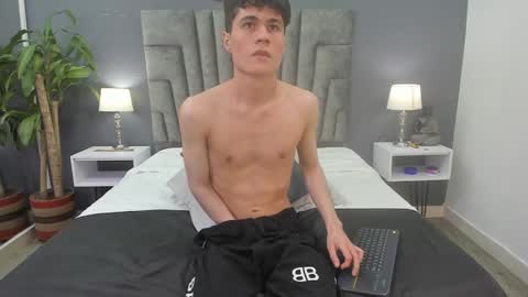 Roan Birkin online show from January 2025 11:56:01 PM