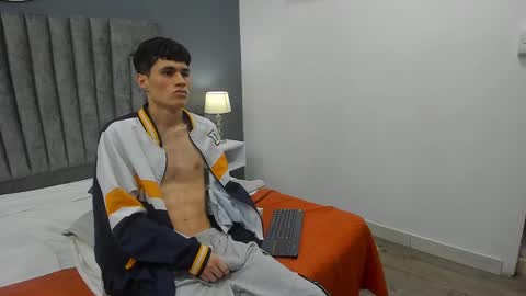 Roan Birkin online show from February 2025 10:47:02 PM