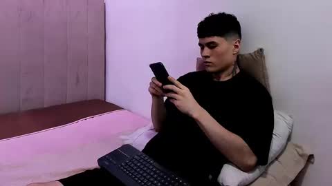 Roan Birkin online show from September 2025 08:45:01 PM