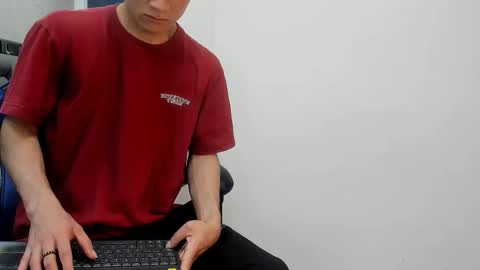 Roan Birkin online show from October 2025 07:14:01 PM