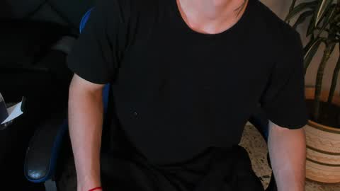 Roan Birkin online show from April 2026 07:32:01 PM