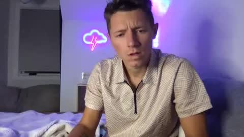 Snapshot of roastingcorn chatting on December 2024 05:56:01 AM RoastingCorn online show from December 2024 05:56:01 AM