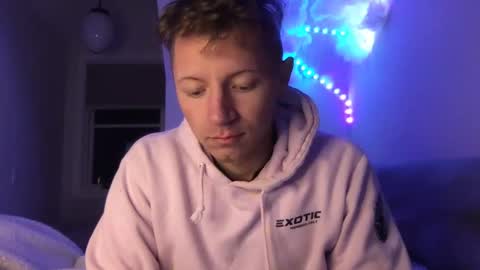 Snapshot of roastingcorn chatting on February 2025 07:30:02 AM RoastingCorn online show from February 2025 07:30:02 AM