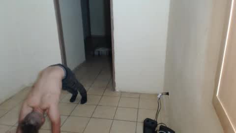 Snapshot of roastingcorn chatting on December 2025 01:51:02 PM RoastingCorn online show from December 2025 01:51:02 PM