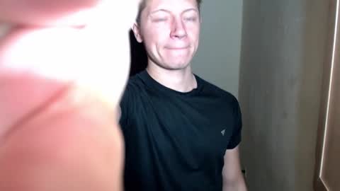 Snapshot of roastingcorn chatting on February 2026 11:09:02 AM RoastingCorn online show from February 2026 11:09:02 AM