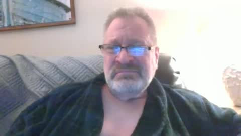Snapshot of rob872217 chatting on December 2024 04:44:02 AM rob872217 online show from December 2024 04:44:02 AM