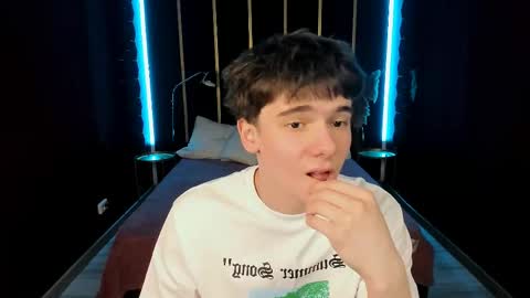 Robbie online show from June 2026 02:44:02 PM