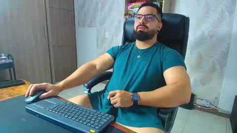 Snapshot of robby_k chatting on November 2025 11:48:01 PM Robby online show from November 2025 11:48:01 PM